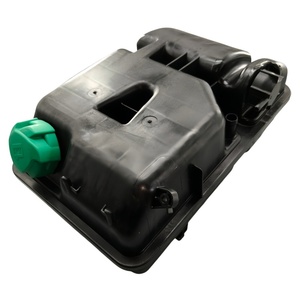 Piezas de Alta Calidad para Sistemas de Refrigeración de Camiones 1960437 1939412 1939411 1909460 Tanque de Expansión para DAF XF - Product Image 1