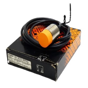 Capteur inductif PLC Efector IIB 3015-BPKG, assistance technique disponible, expédition rapide - Product Image 1