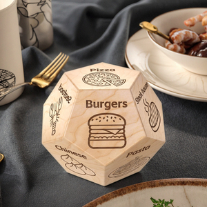 Set di dadi per cibo in legno massello inciso su misura regalo di compleanno per anniversario romantico per i partner per gli oggetti decorativi - Product Image 5