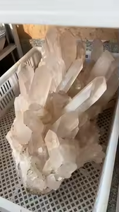 High Quality Natural Large Clear White Quartz Healing <strong>Crystal</strong> <strong>Clusters</strong> Polished for Household Decoration or Gift Giving - Product Image 5