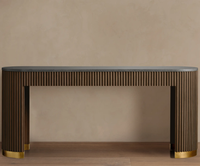 Console de rangement moderne en chêne massif Finnley - Écologique et durable pour les salons, les appartements, les hôtels