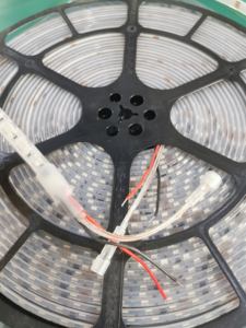 Grado industrial IP67 Impermeable 5050 RGB Tira de luces LED 30M Carrete para 12V/24V DC para uso interior y exterior - Product Image 2