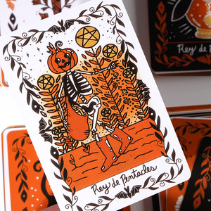 Joyeux Halloween : Jeu de cartes de tarot en papier, un divertissant jeu de table - Product Image 3