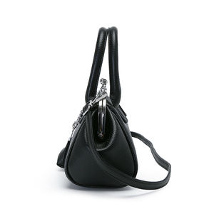 Bolsos cruzados portátiles para mujer, fabricados en China, venta al por mayor en línea, con material de PU y forro de poliéster - Product Image 3