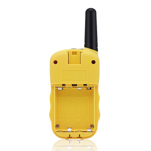 Walkie Talkie a Lungo Raggio per Bambini con 8-22 Canali <span class=keywords><strong>Radio</strong></span> Bidirezionale per Escursionismo Campeggio Viaggi Giochi all'Aperto con Torcia e Jack per Auricolari - Product Image 3