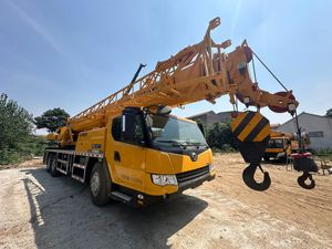 Camión grúa usado QY30K5D XCM300T QY130 SCC900E SCC550E QY25V4 QY25KC QY50KC QY55KC QY70KC QY100KC XCT25 - Product Image 5