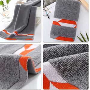 Serviette tissée personnalisable 35x75cm, douce, absorbante, jetable, brodée, en matériaux sur mesure, la plus vendue pour la maison - Product Image 4