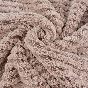 Serviette de voiture en polaire corail, microfibre épaisse, douce, absorbante, résistante aux taches, facile à nettoyer pour le lavage de voiture - Product Image 2