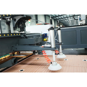 Nhà Máy Giá tốc độ cao cửa làm lỗ Máy cưa cắt <span class=keywords><strong>CNC</strong></span> <span class=keywords><strong>Router</strong></span> bằng gỗ dấu hiệu máy với Lamino tuyến tính - Product Image 4