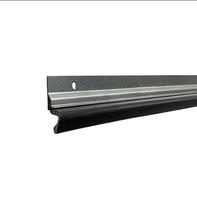 Xinhong XHMC - Joint d'étanchéité de bas de porte en aluminium et caoutchouc, bande anti-courant d'air en aluminium et caoutchouc, avec trous pré-percés pour
