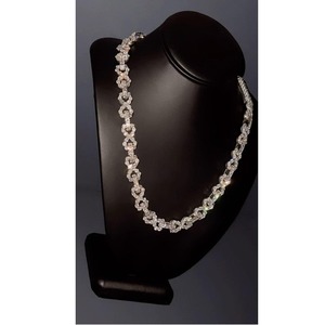 Collar de cadena cubana con diamantes de moissanita de excelente calidad para fiestas, bodas y ocasiones especiales, disponible en grandes cantidades. - Product Image 4