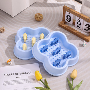 Bol d'alimentation lente pour animaux de compagnie avec flèches surélevées, design antidérapant pour chats et chiens, plat coloré anti-étouffement pour animaux de compagnie - Product Image 2