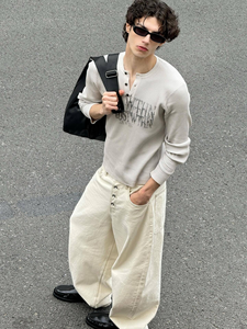 T-shirt Henley da Uomo a Maniche Lunghe, Vestibilità Slim, in Tessuto Waffle Morbido, Stile Casual e alla Moda, con Logo Personalizzato, Nuovo Stile Old Money - Product Image 4