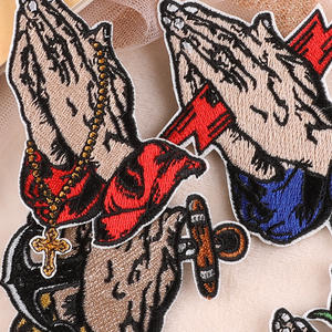 Patch brodé personnalisé en polyester avec motif rose pour vêtements, sacs, chapeaux et coques de téléphone portable - Product Image 2