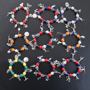 Best-seller Bracelet d'équipe de football personnalisé <span class=keywords><strong>NFL</strong></span> 32 en alliage de zinc élastique de style bohème pour hommes et femmes. pour les fêtes - Product Image 2