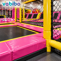 Équipement de parc de trampolines intérieur personnalisé pour enfants et adultes avec fosse à mousse, mur d'escalade et parcours ninja pour centre commercial