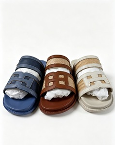 Sandali piatti da donna di lusso con intaglio a H, in rafia intrecciata, ciabatte estive casual da spiaggia, all'ingrosso OEM ODM Fabbrica D4 - Product Image 1