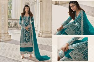 Costume prêt-à-porter de créateur avec broderie, costume palazzo pakistanais à prix de gros, costume salwar pour soirée - Product Image 6