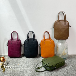 Top Layer Vegetable Tanned Cowhide Messenger <b>Bag</b> Women's Genuine Leather Crossbody Handbag <b>Mobile</b> <b>Phone</b> <b>Bag</b> Vintage Shoulder <b>Bag</b> - Product Image 2
