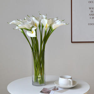 Fleurs artificielles de lys calla en EVA de haute qualité, aspect réaliste, lys calla blancs pour mariage, fête, décoration de la maison - Product Image 3