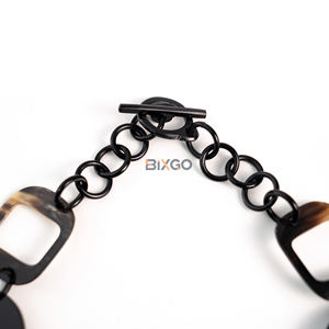 Collar BIXGO Moderno y Contemporáneo de Cuerno de Búfalo Natural, Cadena de Eslabones Mixtos Cuadrados y Redondos, Resistente al Agua, Regalo Orgánico - Product Image 3