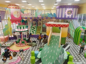 Équipement de jeu intérieur pour enfants Leber avec piscine à <span class=keywords><strong>balles</strong></span>, toboggans, <span class=keywords><strong>parc</strong></span> d'attractions pour les fêtes d'enfants, salle de jeux, garantie 1 an - Product Image 4