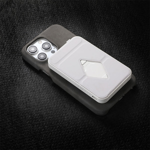 Custodia Sottile in <span class=keywords><strong>Pelle</strong></span> per <span class=keywords><strong>iPhone</strong></span> 17 Pro Max, <span class=keywords><strong>Cover</strong></span> in <span class=keywords><strong>Pelle</strong></span> PU Effetto Agnello per <span class=keywords><strong>iPhone</strong></span> 17 con Anello Magnetico e Ricarica Wireless - Product Image 5