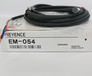 Capteur de proximité compact KEYENCE EM-080A avec amplificateur intégré, série EM NPN EM 080A - Product Image 2