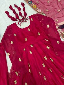 Vestido Tradicional Indio Pakistaní Salwar Kameez Anarkali, Elegante Diseño con Dupatta, Ropa de Fiesta para Mujer, Verano/Invierno, Corte Regular - Product Image 6