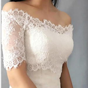 <span class=keywords><strong>Bolero</strong></span> <span class=keywords><strong>bianco</strong></span> in pizzo con ciglia, a spalle scoperte, con maniche al gomito e cut-out a goccia, corto, copricostume da sposa per <span class=keywords><strong>donna</strong></span> - Product Image 4