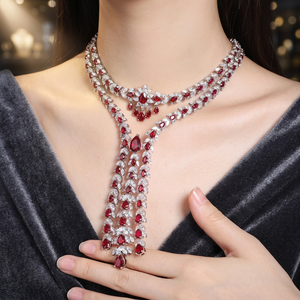 Collar de Lujo con Forma de Flor Chapado en Oro con Rubíes, Joyería de Moda con Piedras Delicadas para Mujer, Ideal para Bodas, Venta al Por Mayor - Product Image 3