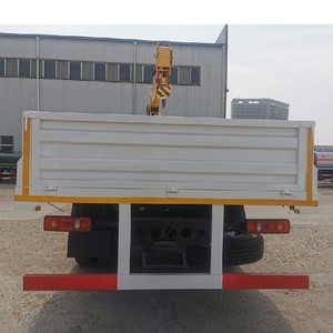 Precio de Fábrica, Camión Grúa de Pluma Recta Dongfeng 4x2 de 5 Toneladas, 6.3 Toneladas y 8 Toneladas en Venta - Product Image 6