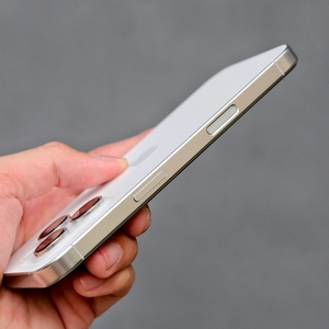 ใช้สำหรับโทรศัพท์มือถือรุ่น 16 Pro <span class=keywords><strong>Plus</strong></span> ความจุ <span class=keywords><strong>256GB</strong></span>/512GB/1TB รองรับ 5G CDMA LTE เวอร์ชันอเมริกา พร้อม RAM 8GB หน้าจอ 6.9 นิ้ว กล้องหลัง 48MP - Product Image 2