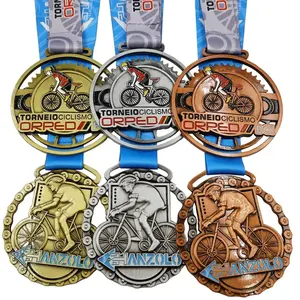 마라톤 업적 디자인 맞춤형 육각 골동품 구리 스포츠 메달 워커를위한 금속 메달 실행