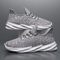 Chaussures de course sportives respirantes pour l'extérieur, légères, abordables, de haute qualité, avec logo personnalisable OEM, directement de l'usine