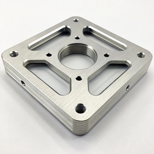 Support de montage en aluminium usiné CNC, service de fraisage sur mesure - Product Image 1