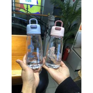 Botella de agua portátil de 500 ml, libre de BPA, con asa incorporada, para estudiantes, senderismo, regreso a clases, diseño minimalista, de plástico. - Product Image 2