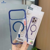 Coques de téléphone transparentes en gros pour iPhone 16, coques transparentes magnétiques en gros pour iPhone 13 Pro