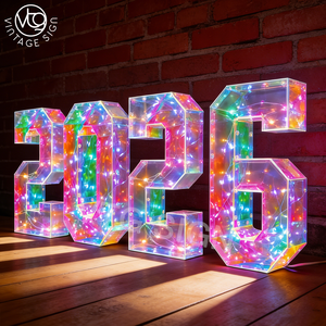 Letras LED Holográficas 3D Personalizadas con la Frase "MARRY ME", Acrílico Iridiscente para Decoración de Pedidas de Mano - Product Image 2
