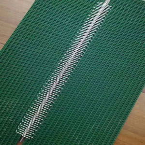 Kaba üst desen ve kılavuz şerit ile kauçuk kemer karton sızdırmazlık makinesi için PVC konveyör bant - Product Image 5