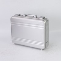 Mallette en aluminium argenté avec poche, mallette professionnelle en aluminium pour ordinateur portable, mallette portable rigide