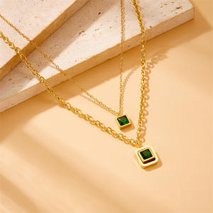 Parure de Bijoux <span class=keywords><strong>D</strong></span>élicats à Double Rang : Collier à Pendentif Vert, Boucles <span class=keywords><strong>d</strong></span>'Oreilles et Bracelet pour Femme, en Acier Inoxydable Plaqué Or 18K – Cadeau Tendance - Product Image 3