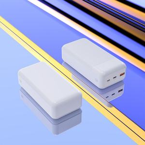 Batería Externa Portátil de 22.5W con Logotipo Personalizado, 40000mAh, Carga Rápida Tipo-C con Salida USB Dual para Exteriores - Product Image 5