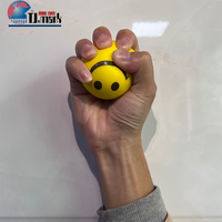 Balle anti-stress en PU avec logo personnalisé, visage amusant jaune, balle anti-stress pour enfants, balle souriante, balle anti-stress