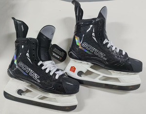 Patins de hockey sur <span class=keywords><strong>glace</strong></span> professionnels SOYUZ Lames composites en fibre de carbone à fermeture à lacets | Joueurs adultes haute performance | Gratuit - Product Image 5