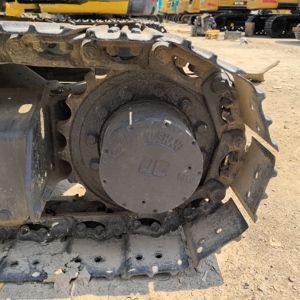 Excavatrice compacte Komatsu PC40MR d'origine japonaise, bien entretenue, 4 tonnes, petite pelle pour travaux routiers municipaux, avec certifications CE et EPA. - Product Image 6