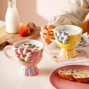 Taza de cerámica con diseño creativo de ramo de tulipanes, taza para café, postres o helados. - Product Image 6