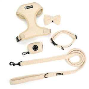 Collares de lujo para perros Teddy <span class=keywords><strong>Sherpa</strong></span> Arnés para perros Conjuntos de diseñador personalizado para perros <span class=keywords><strong>Collar</strong></span> y correa Dispensador de bolsas para caca - Product Image 3