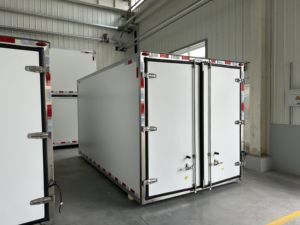 Caisse de camion frigorifique Thermo King pour le transport de <span class=keywords><strong>viande</strong></span>, de fruits, d'eau, panneau sandwich isolé, caisse de camion frigorifique - Product Image 3