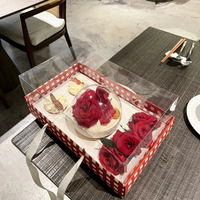 Kotak Kado Kue Mousse Cupcake Mewah dengan Tutup Transparan dan Logo Custom, untuk Hari Valentine, Natal, atau Hadiah Pesta, Kotak Kertas Merah